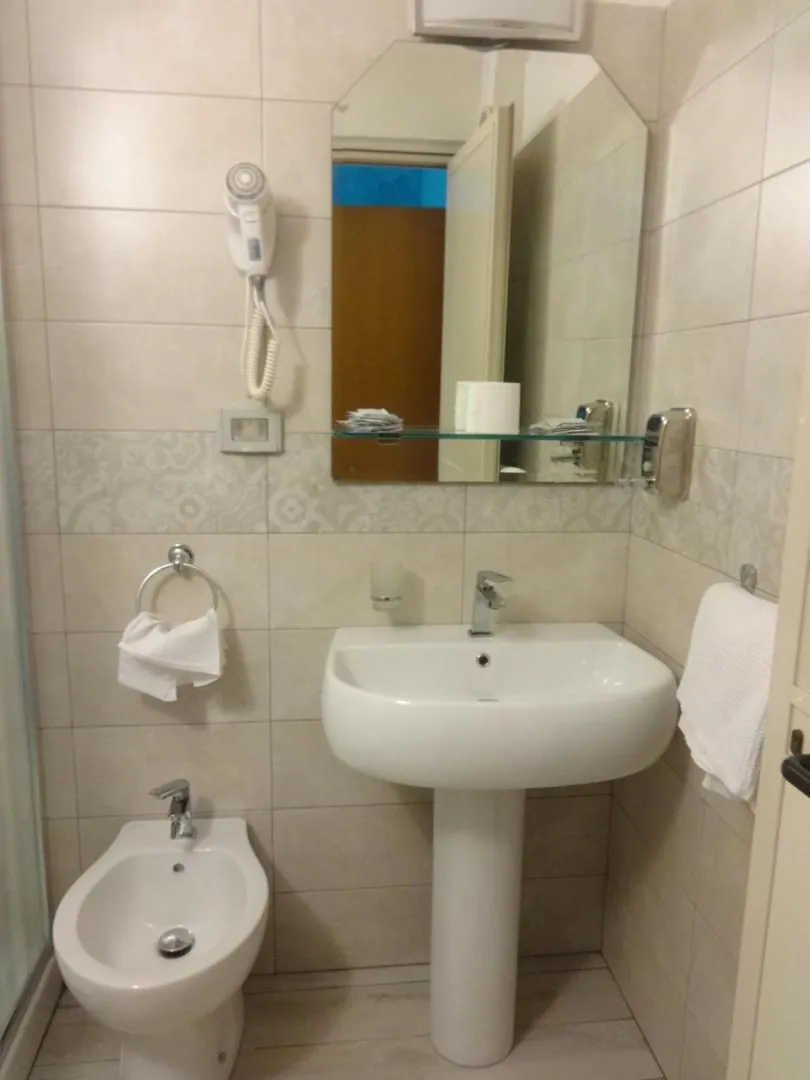Albergo Centrale Europa 6